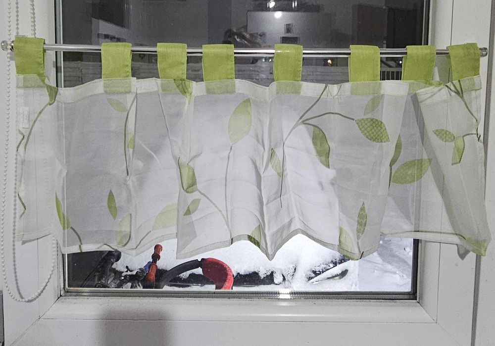 Perdea scurta diverse modele