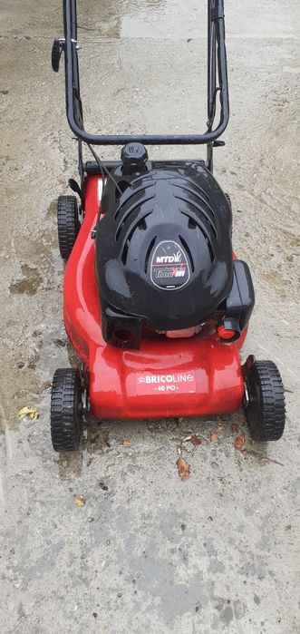 Mașină de tuns iarbă Mtd!