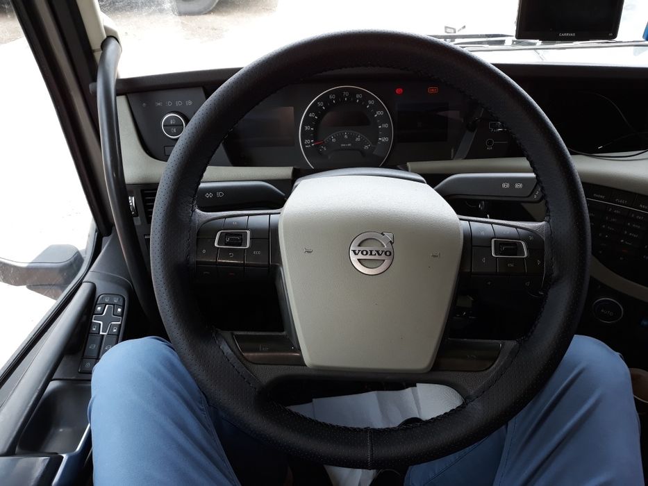 Vand Husa Volan Camion din piele!!!