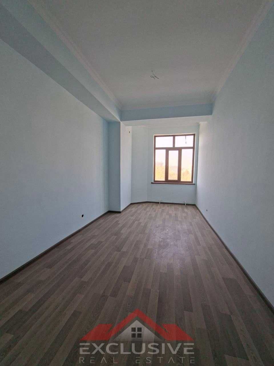 3х комнатная квартира на 5 этаже 87кв/м, в Самарканде