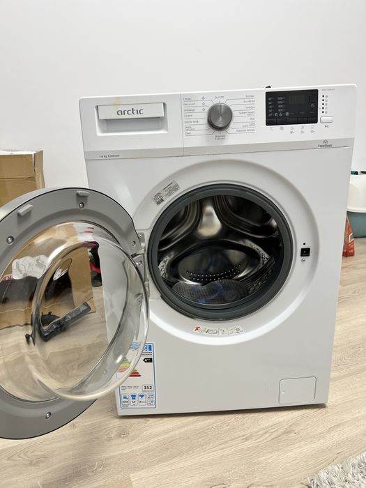 Masina de spalat  Slim Arctic ExtraSteam APL61225XLW3