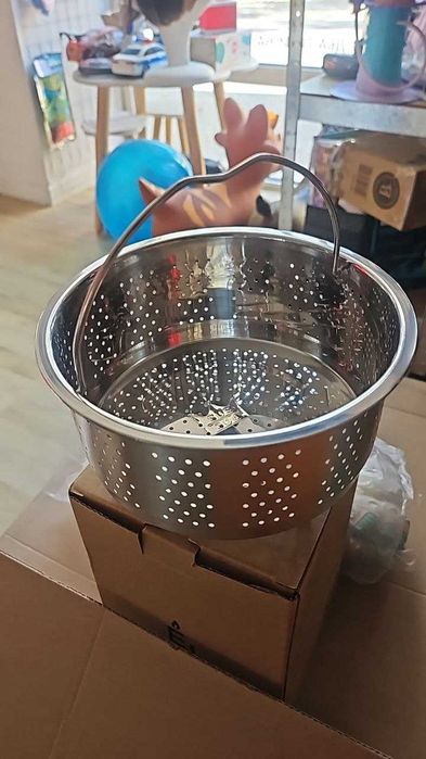 Кошница за тенджера за готвене на пара, под налягане