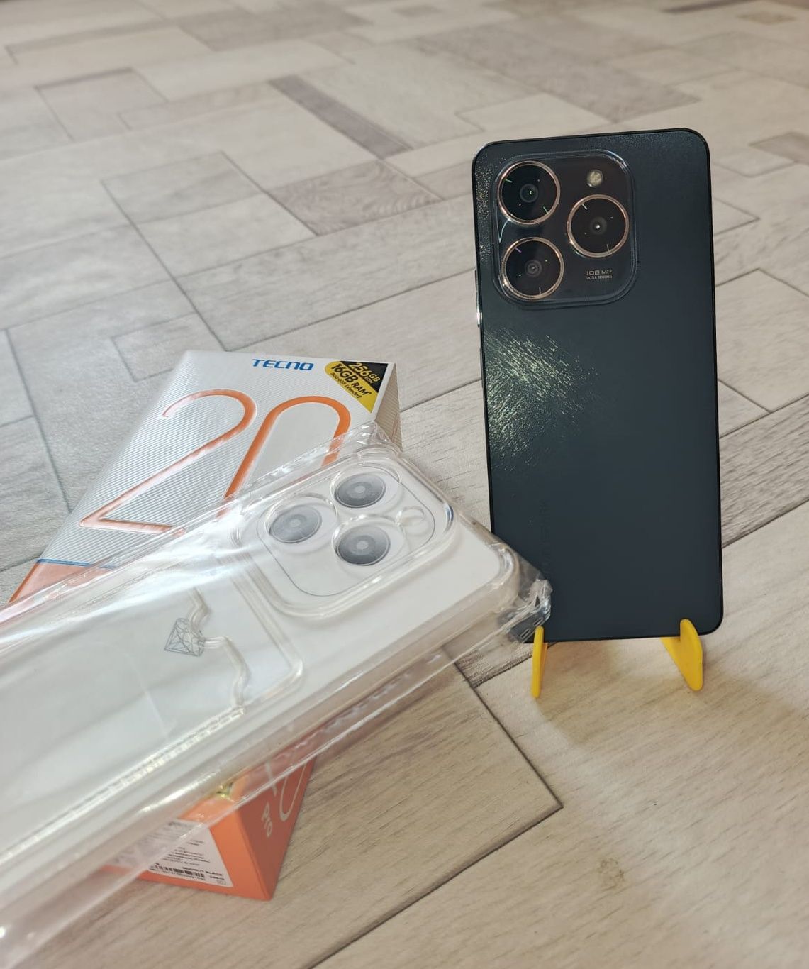 ТЕСNO Spark 20 Pro | 8/256гб | как новый!

| 8/256 ГБ | Как новый!