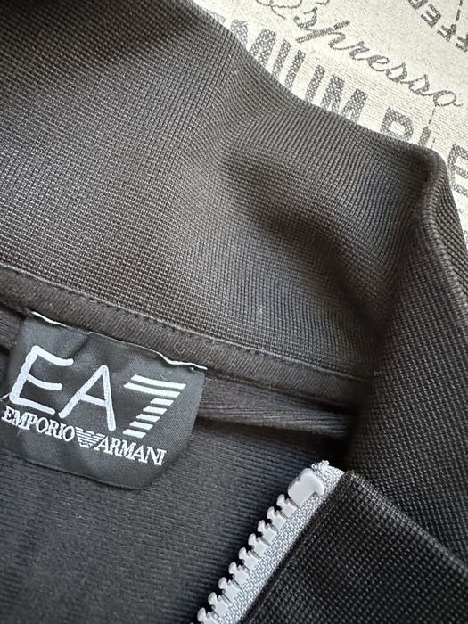 EA7 Emporio Armani 7 original горнище.S