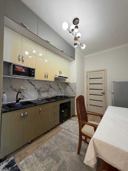 Манзара 2/8/16 Новостройка с мебелью и техникой