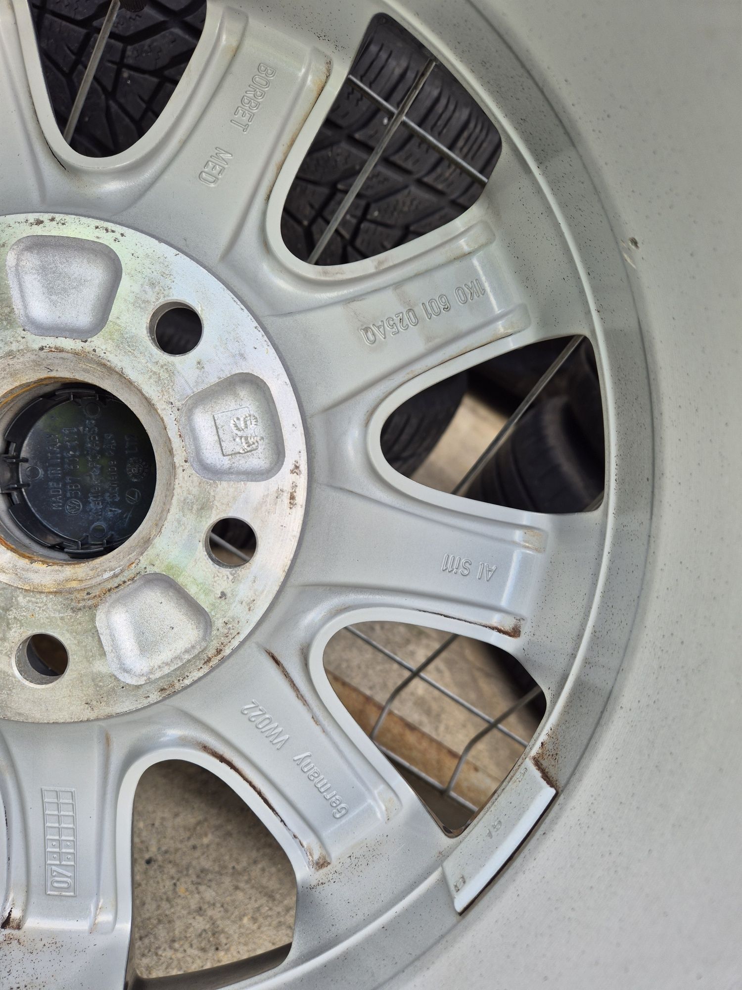 Джанти Borbet 15 цола , 5х112 , 6.5j , et50 , 195/65/15 Vw  Skoda Seat