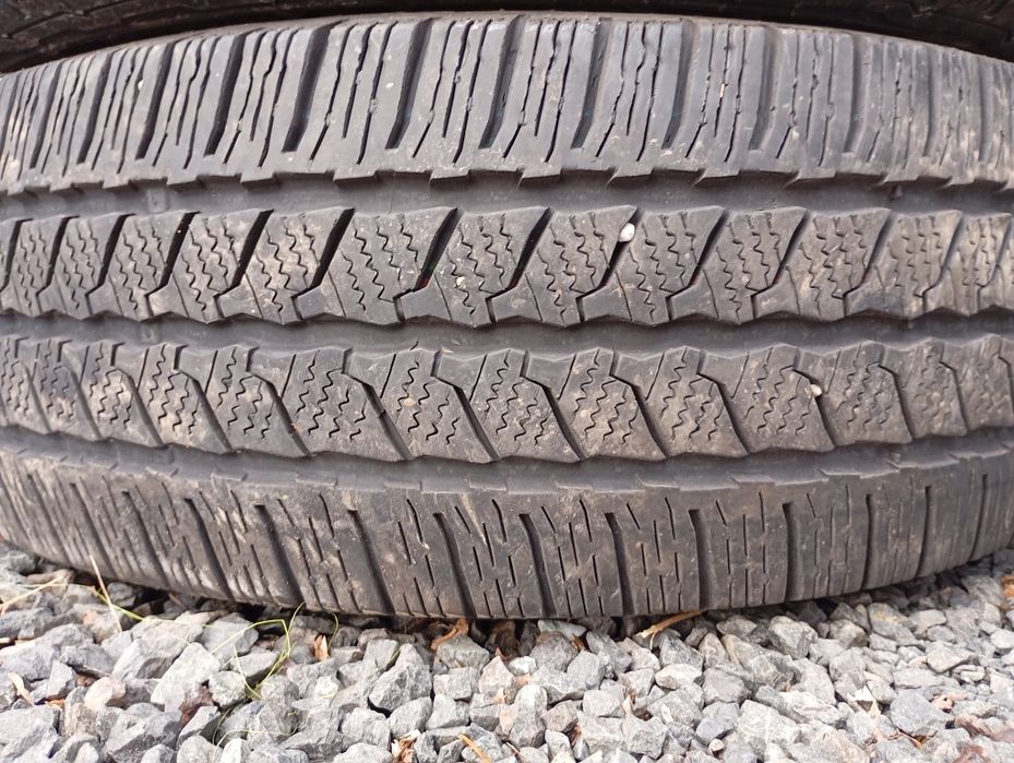 Anvelope 215/65/16c Continental