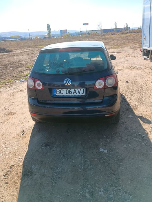 Vând Golf 5+ negociabil ,nu fac schimb