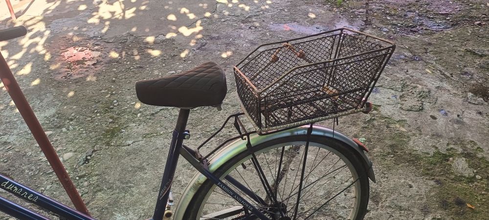 Bicicleta 1 din 3 recondiționată de vânzare