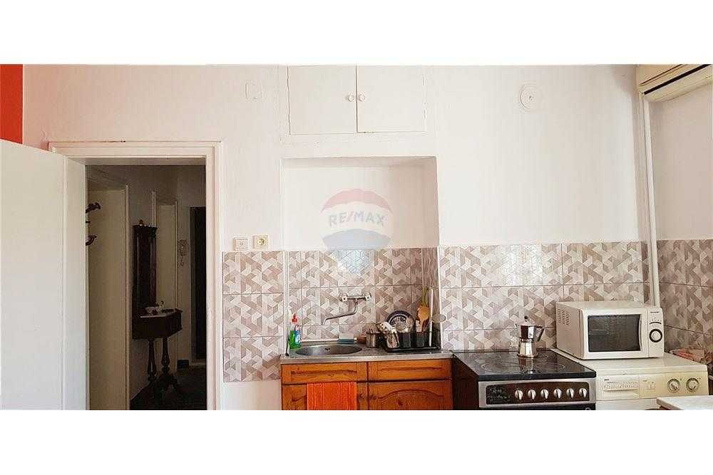 Продава се Тристаен апартамент в Русе, Център - 80 кв.м за 1749 €/кв.м - Снимка #4