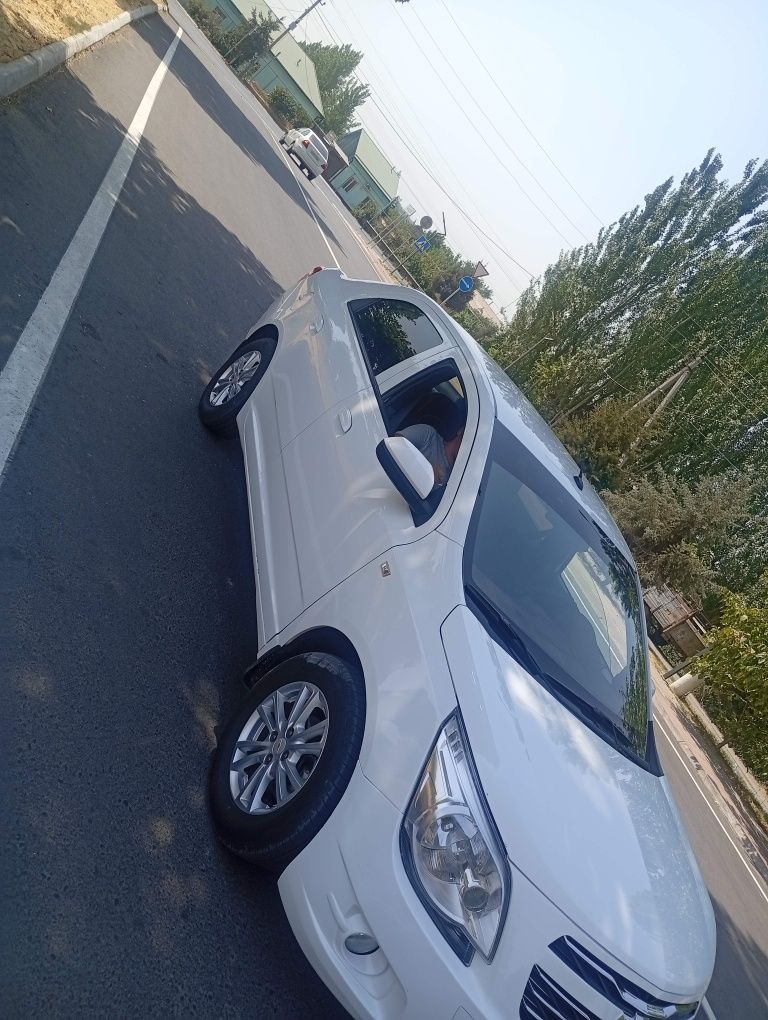 Srowna kobilt sotiladi