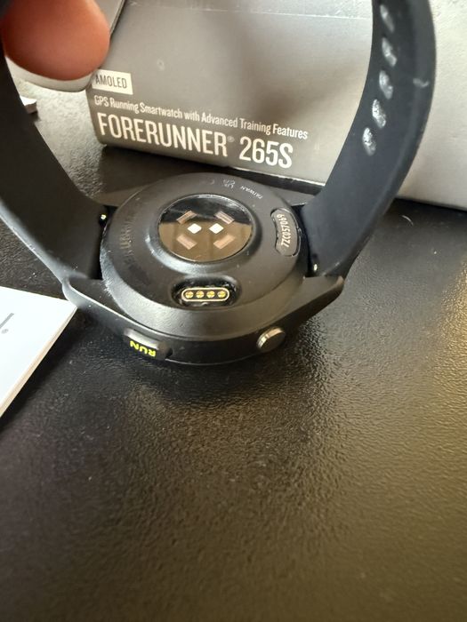 Garmin Forerunner 265s - cutie + 2 curele + 2 cabluri incarcare