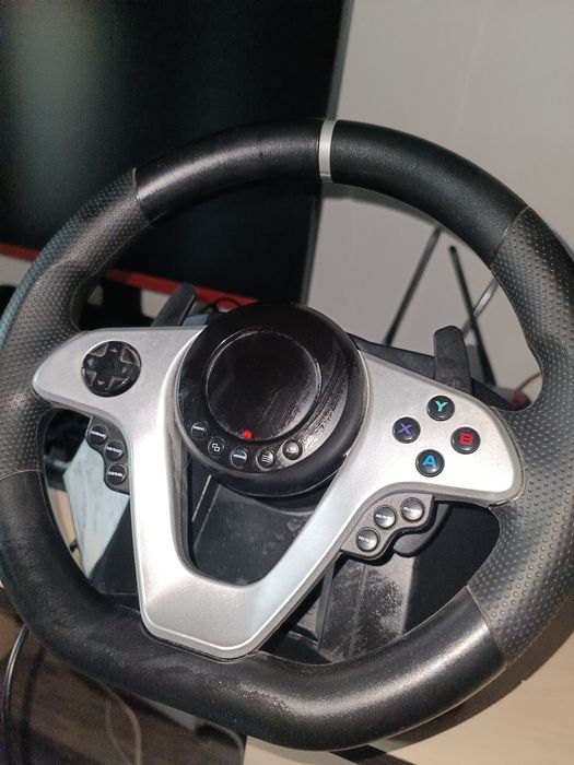 Volan gaming 900 grade