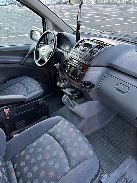 Vand sau schimb Viano Fun 115cdi 2.2 150cp 8 sau 9 locuri model lung