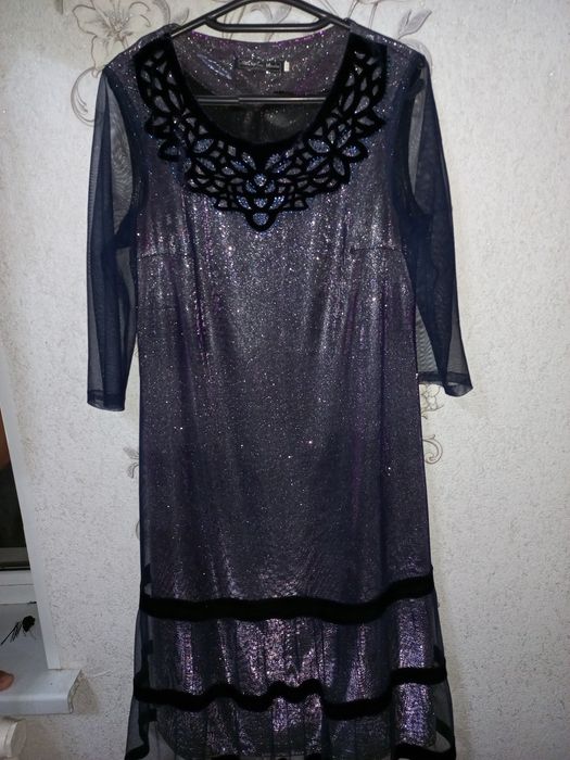 Оба платья носились по 2 раза