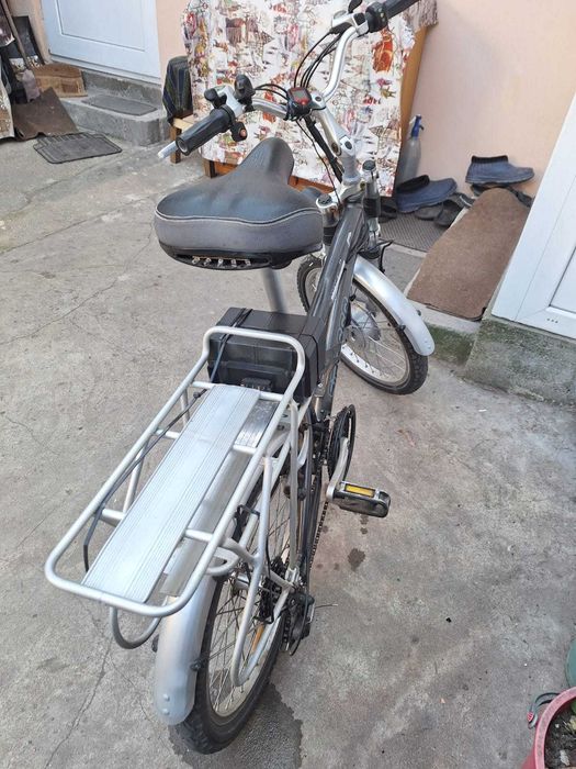 Bicicleta electrica cu acceleratie