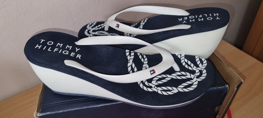 Slapi Tommy Hilfiger