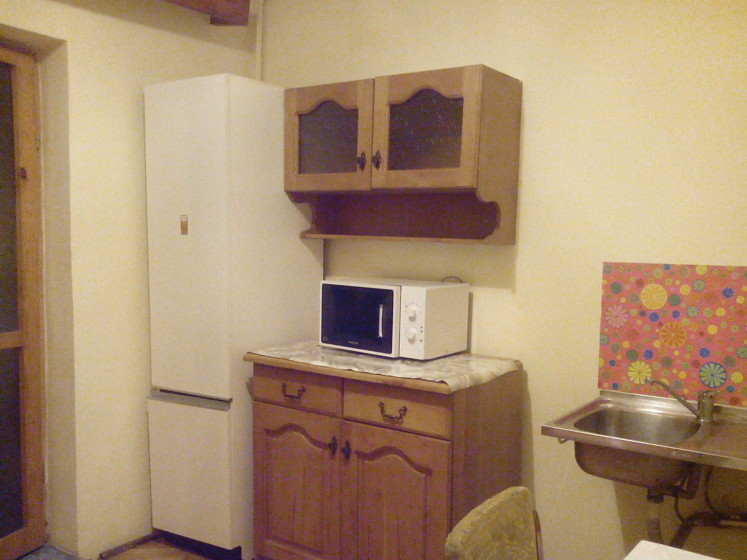 Dau in chirie o camera, cu baie proprie pt Untold si EC