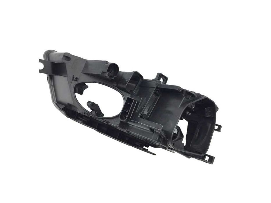 Корпус за фар на VW Passat B6 Халоген