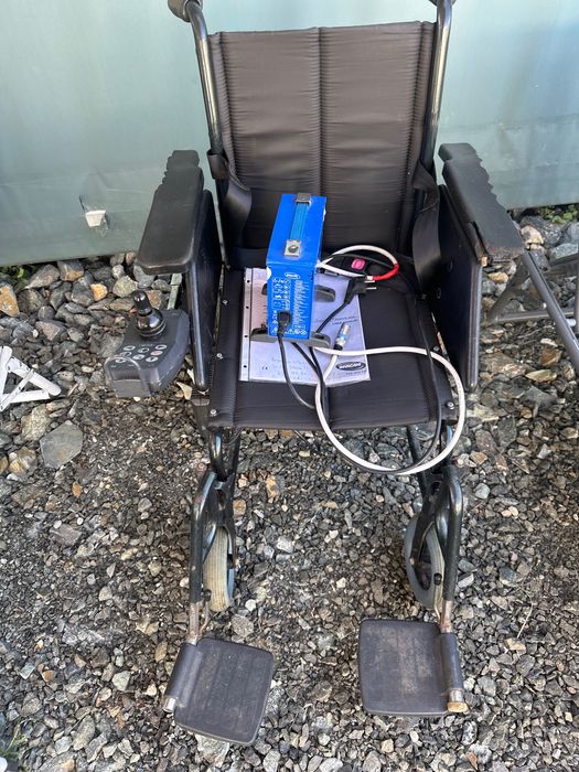 Cărucior electric pentru vârstnici