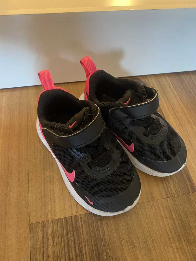 Детски маратонки Nike