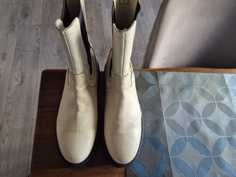 Боти, естествена кожа, бели, много запазени