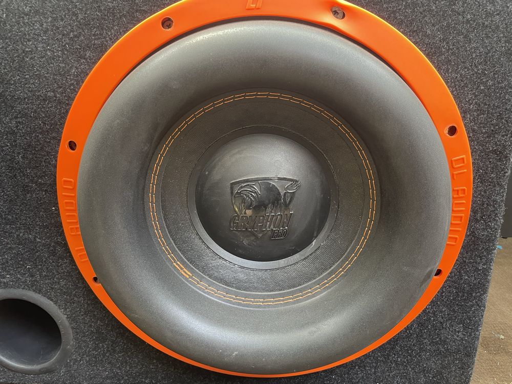 Продам сабвуфер DL Audio