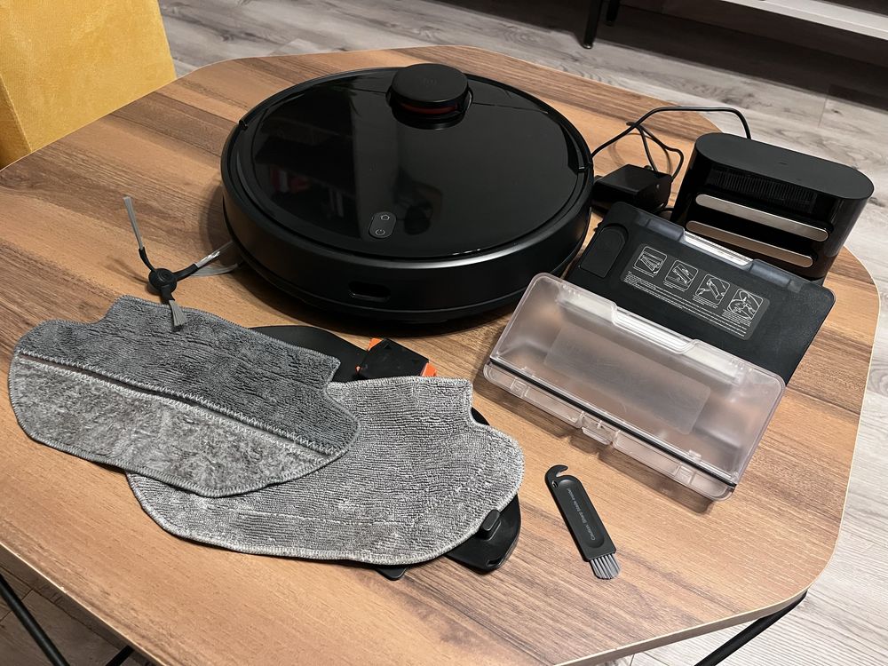 Робот прахосмукачка Xiaomi Mi Robot Vacuum-Mop