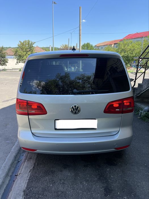 Vând VW Touran,an fabricatie 2014,motorizare 1.6 TDI