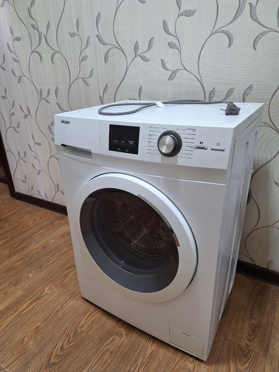 Продам стиральную машину
