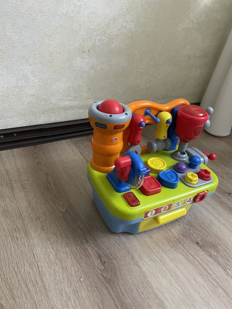 Развивающая игрушка для мальчиков ( мастер, строитель)