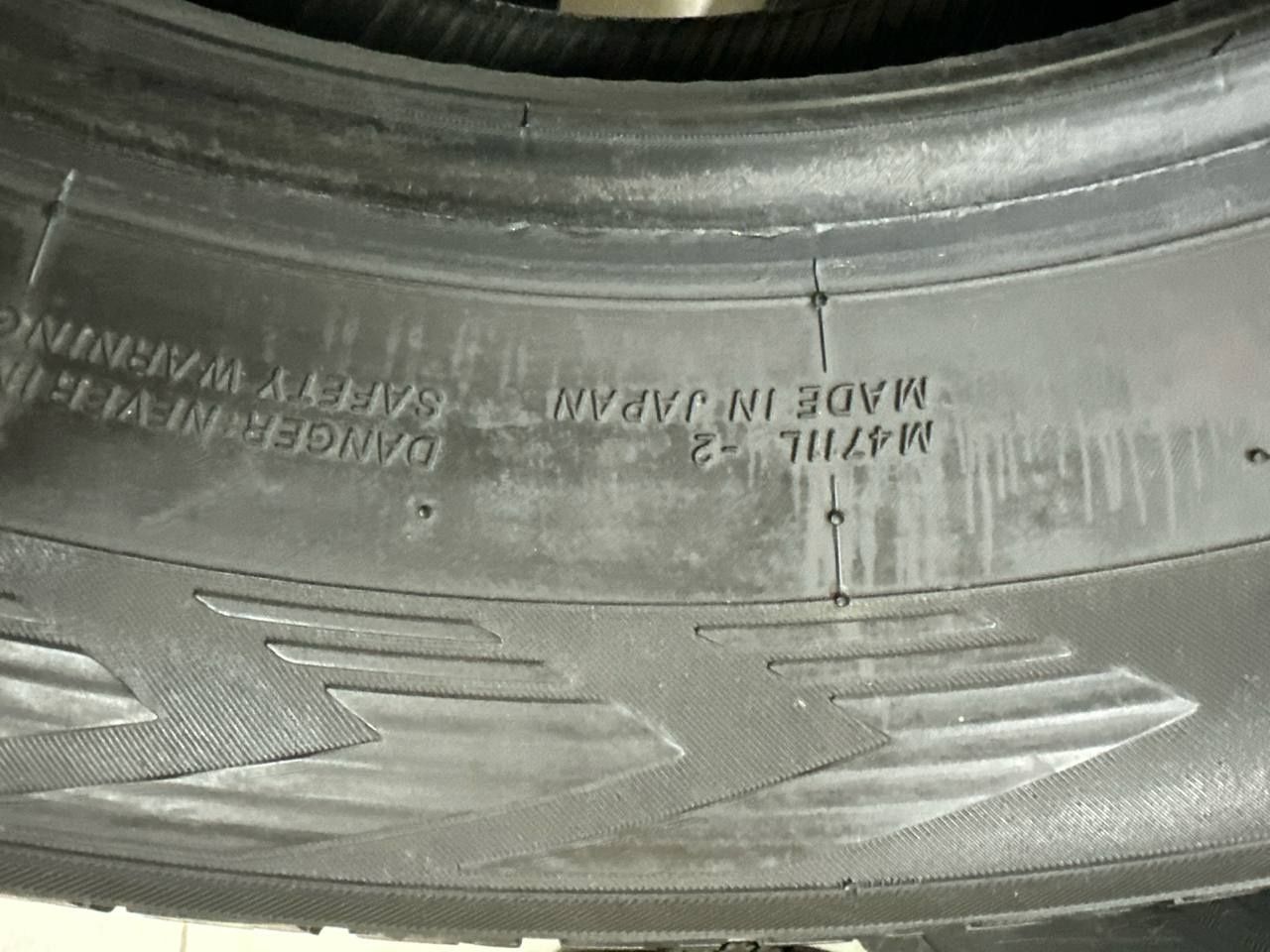 Автошины YOKOHAMA зимние 265/60/R18