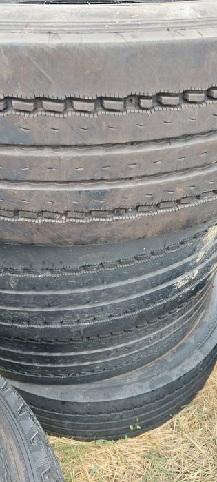 Vind anvelope de camion