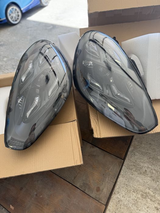 Faruri Porsche Cayenne FUL LED
