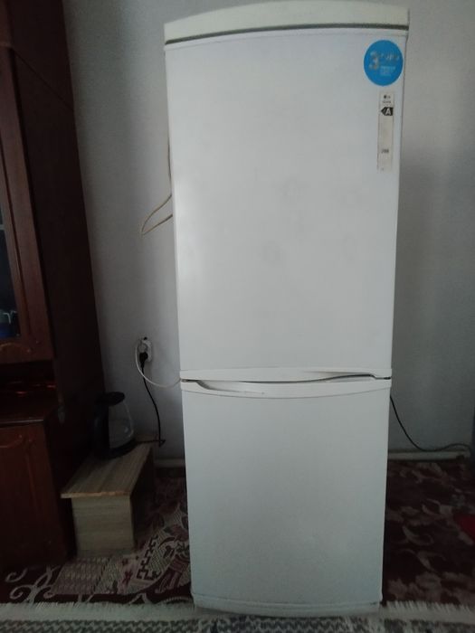Продам холодильник