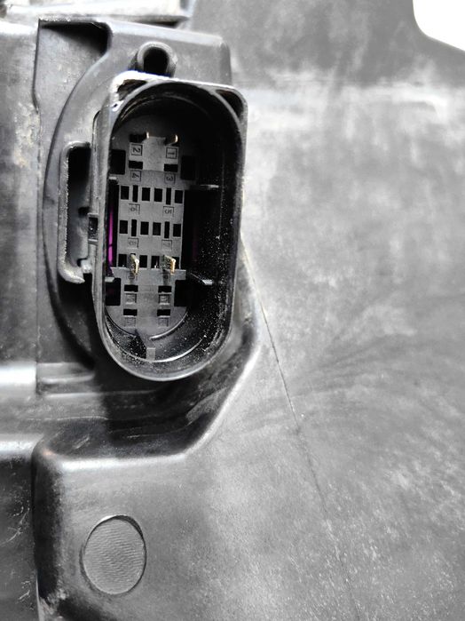 Оригинален фар Мерцедес ГЛЦ  Mercedes 253 GLC Led Feis