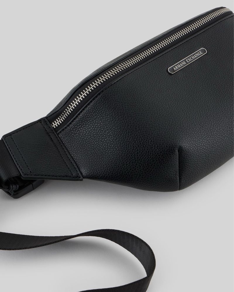 Оригинална мъжка чанта тип банан Armani Exchange XM000848 AF12134