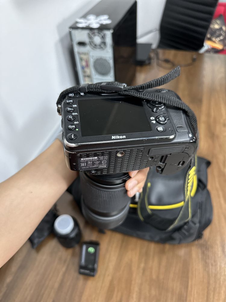 Nikon D7100 кит + nikkor 80-200 f 2,8 + сумка