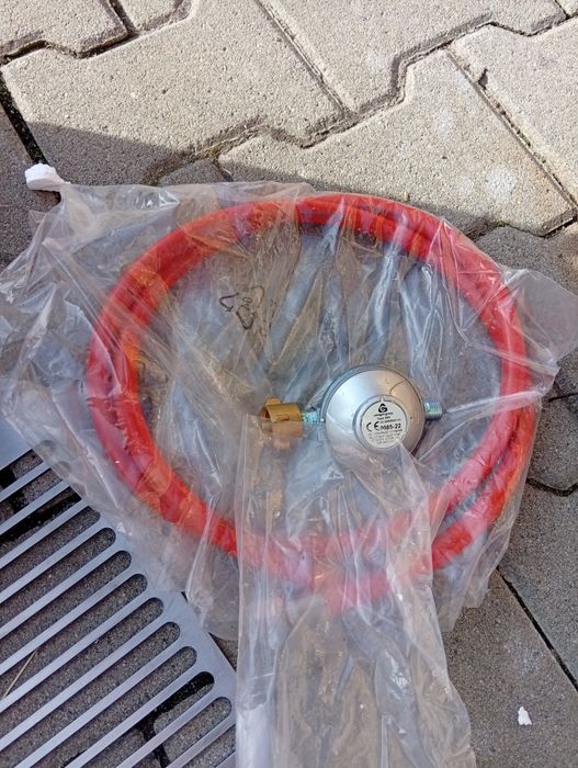 Grătar pe gaz 4.2 kw