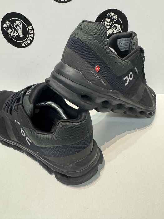 Маратонки ON CLOUD WATERPROOF .Размер 44.5