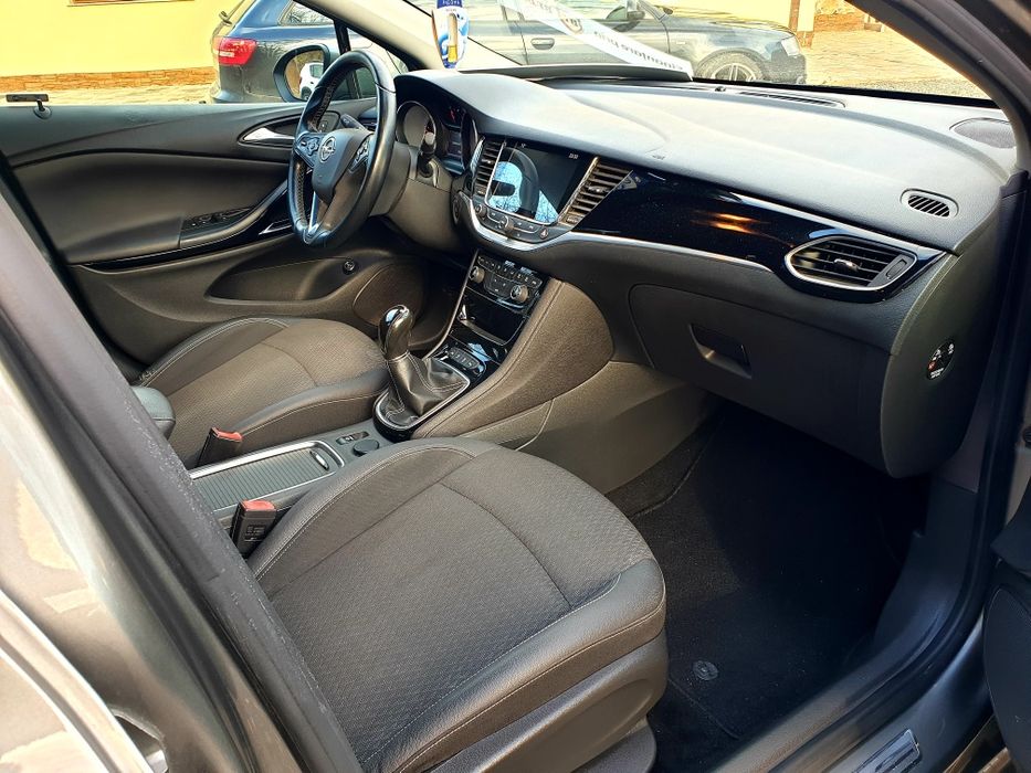 Opel Astra k Sport Touring