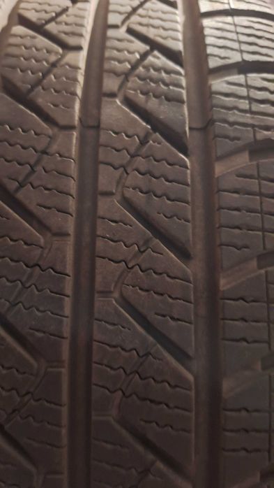 Всесезонни гуми Goodyear Vector 4 Seasons Cargo 215/65 R16C 109/107T