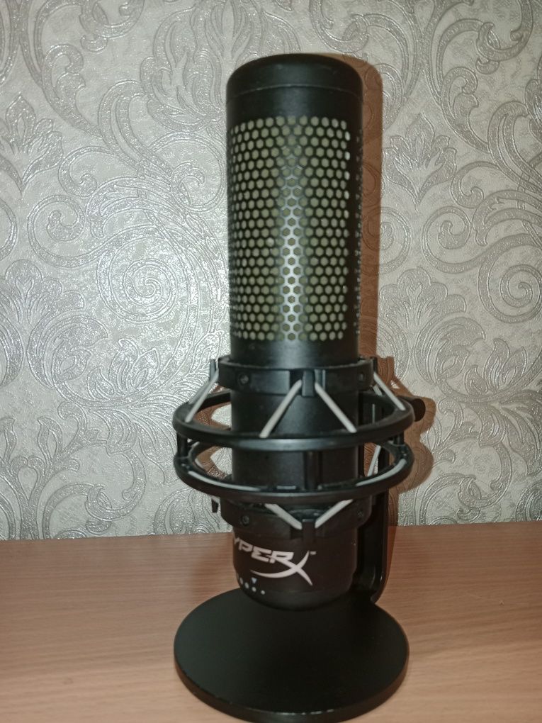 Микрофон HyperX QuadQast S