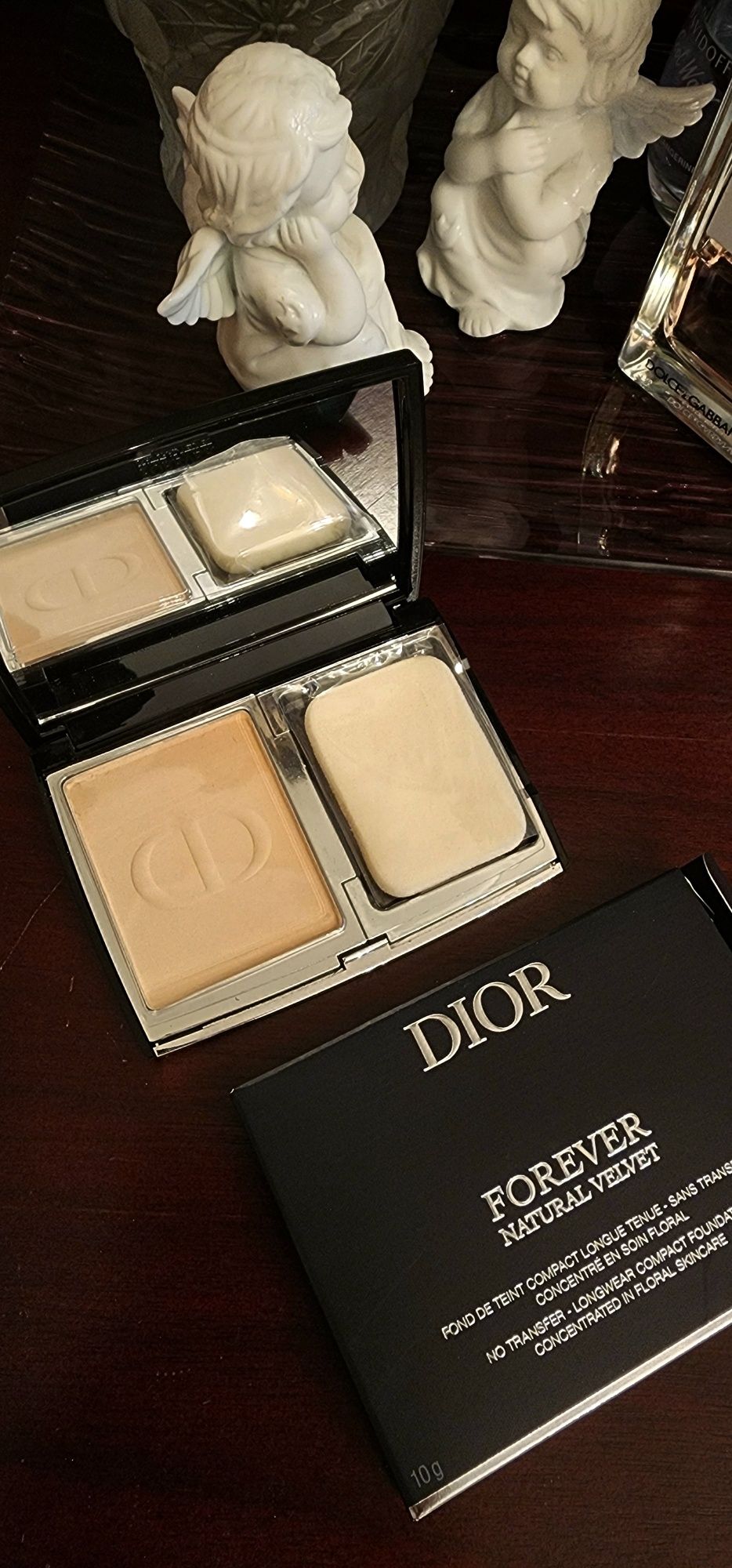 Пудра  Dior оттенок 2N
