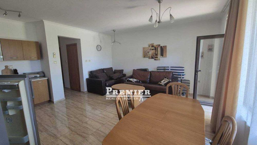 Продава се Тристаен апартамент в Свети Влас - 80 кв.м за 1313 €/кв.м - Снимка #2