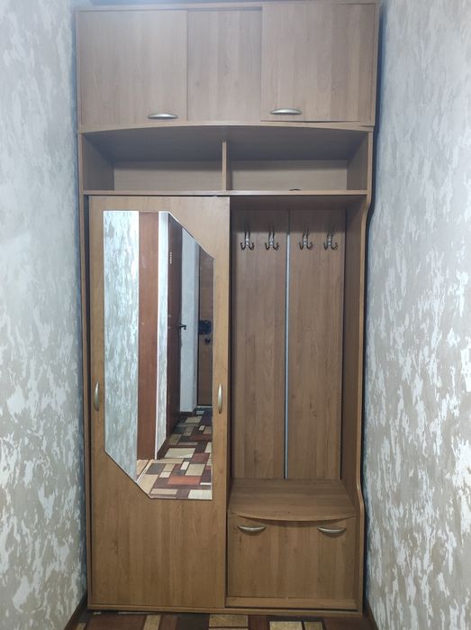 Продам супер шкаф в прихожую