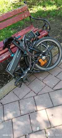 Bicicleta electrica pliabila cu baterie de 11,6 si incarcator