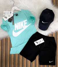 Compleu de baetei Nike