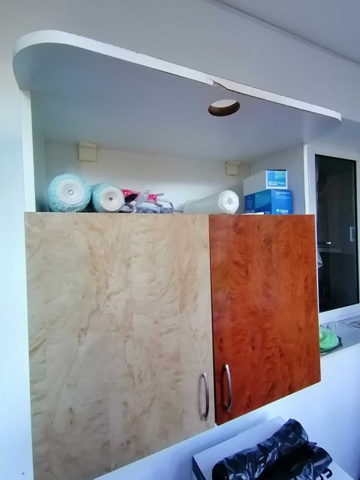 donez 3 piese de mobilier