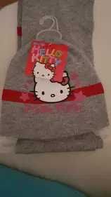 set caciula fular , manusi, heloo kyti